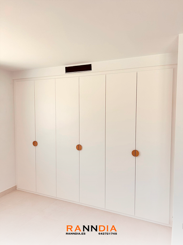 Armario a medida 17 en torre-del-mar