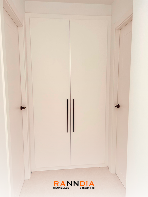 Armario a medida 18 en torre-del-mar