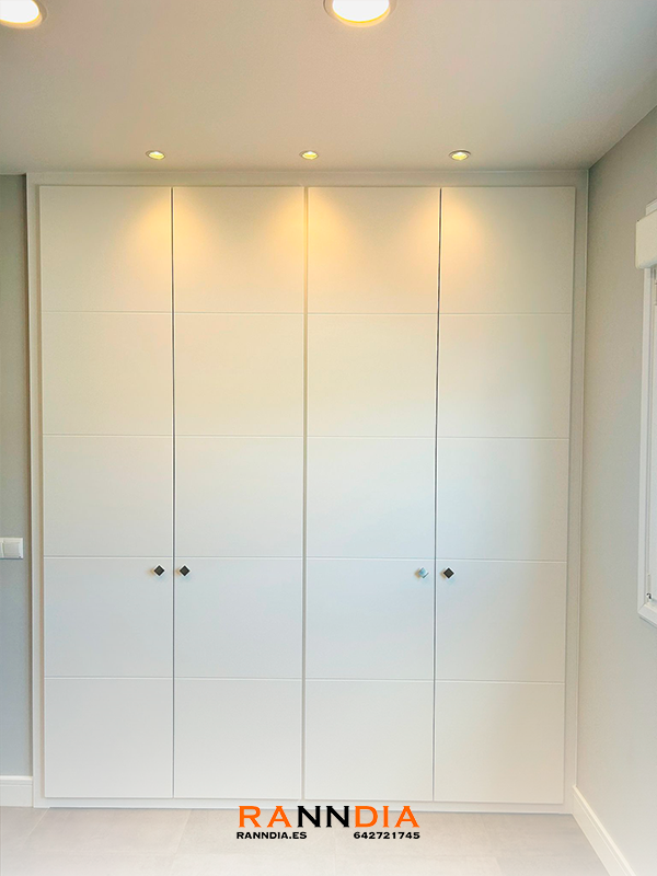 Armario a medida 9 en torre-del-mar